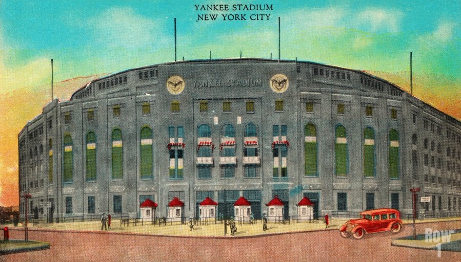 NYC - Bronx: Yankee Stadium - Home Plate, The blue Yankee S…